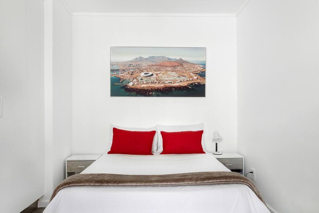 Apartment Business Hub,trendy,secure Living In Heritage Area