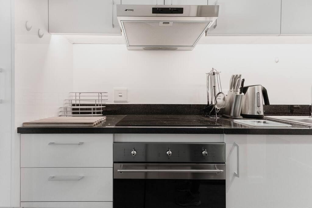 Business Hub,trendy,secure Living In Heritage Area * Kapstadt